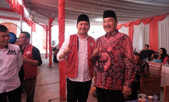 
 Hadiri Syukuran Pelantikan Parmin, Pasangan ASA Jadi Sorotan Ribuan Mata ni